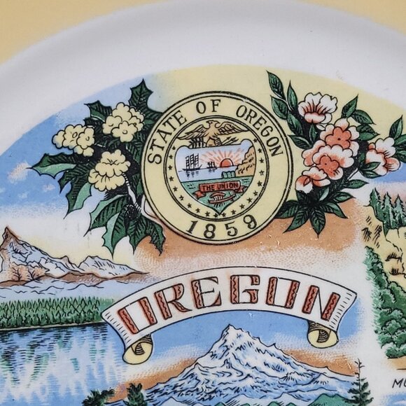 Vintage Oregon Souvenir Plate With Scenic Landmarks & Yellow Border - Picture 4 of 14